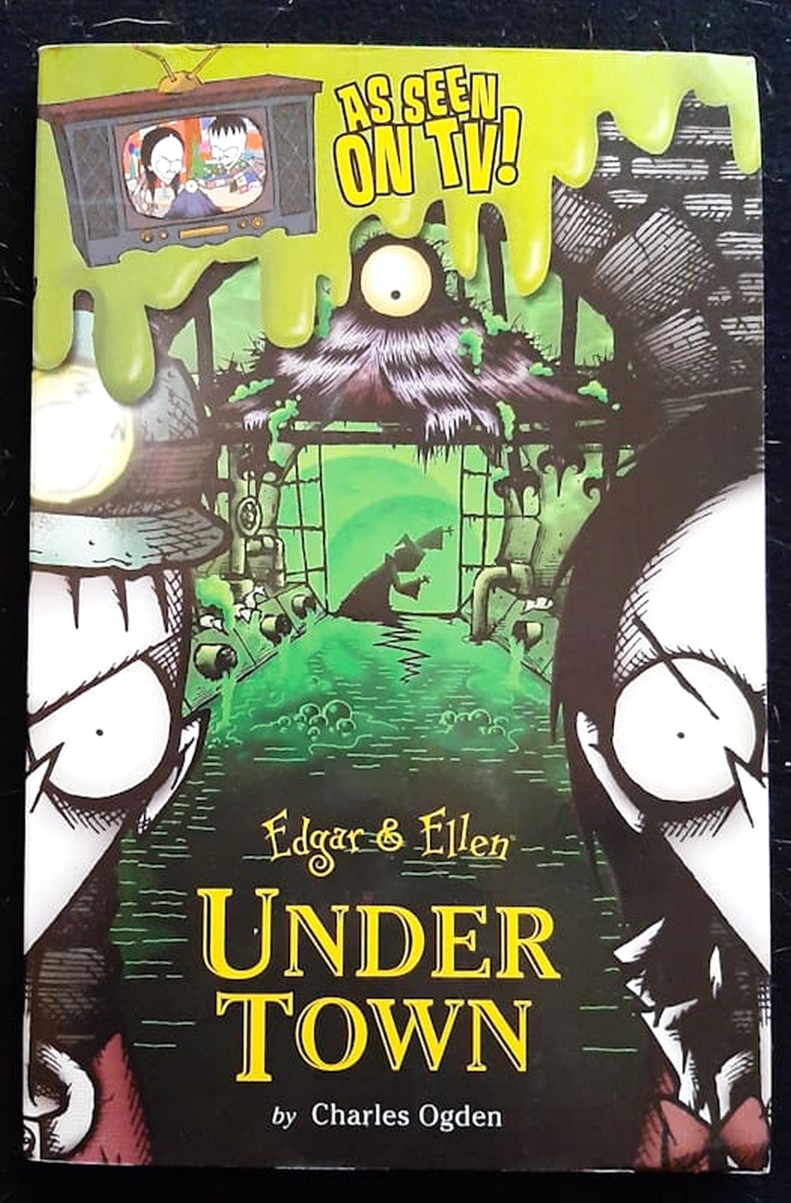 Front Cover Of Bestselling Book Under Town (Edgar & Ellen #3) (Charles Ogden
)