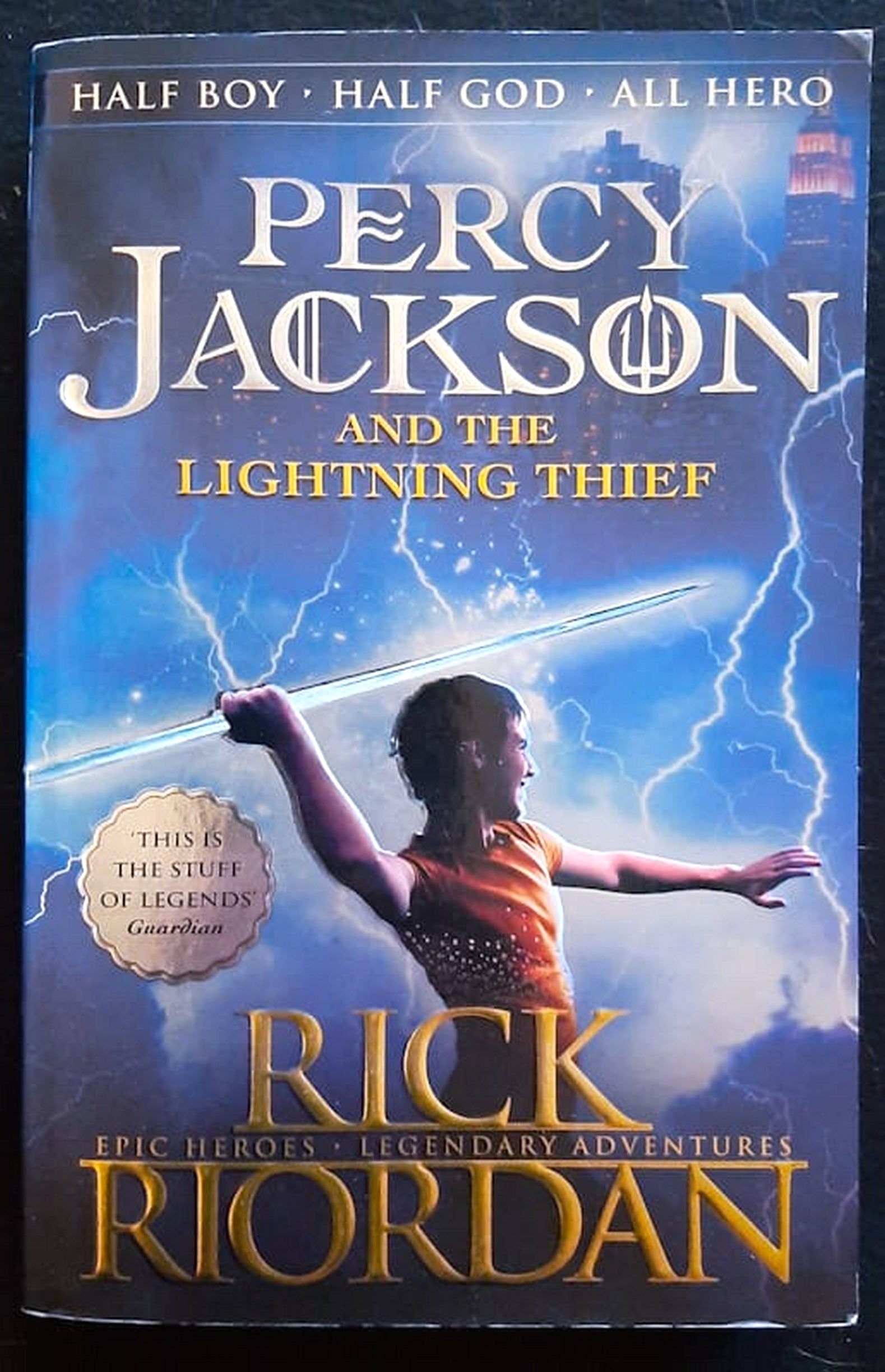 Front Cover Of Bestselling Book The Lightning Thief (Percy Jackson And The Olympians #1) (Rick Riordan
)