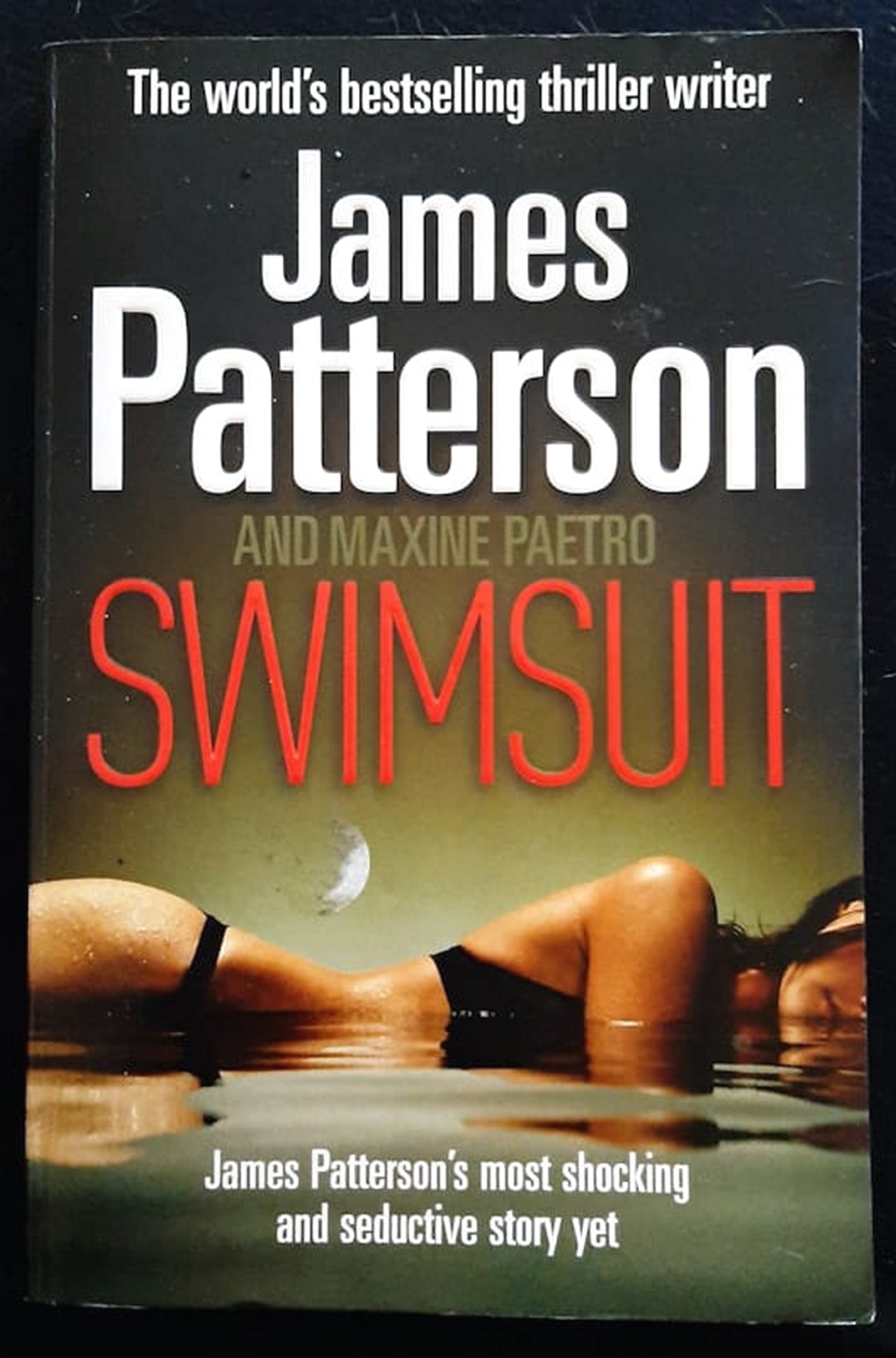 Front Cover Of Bestselling Book Swimsuit (James Patterson
)