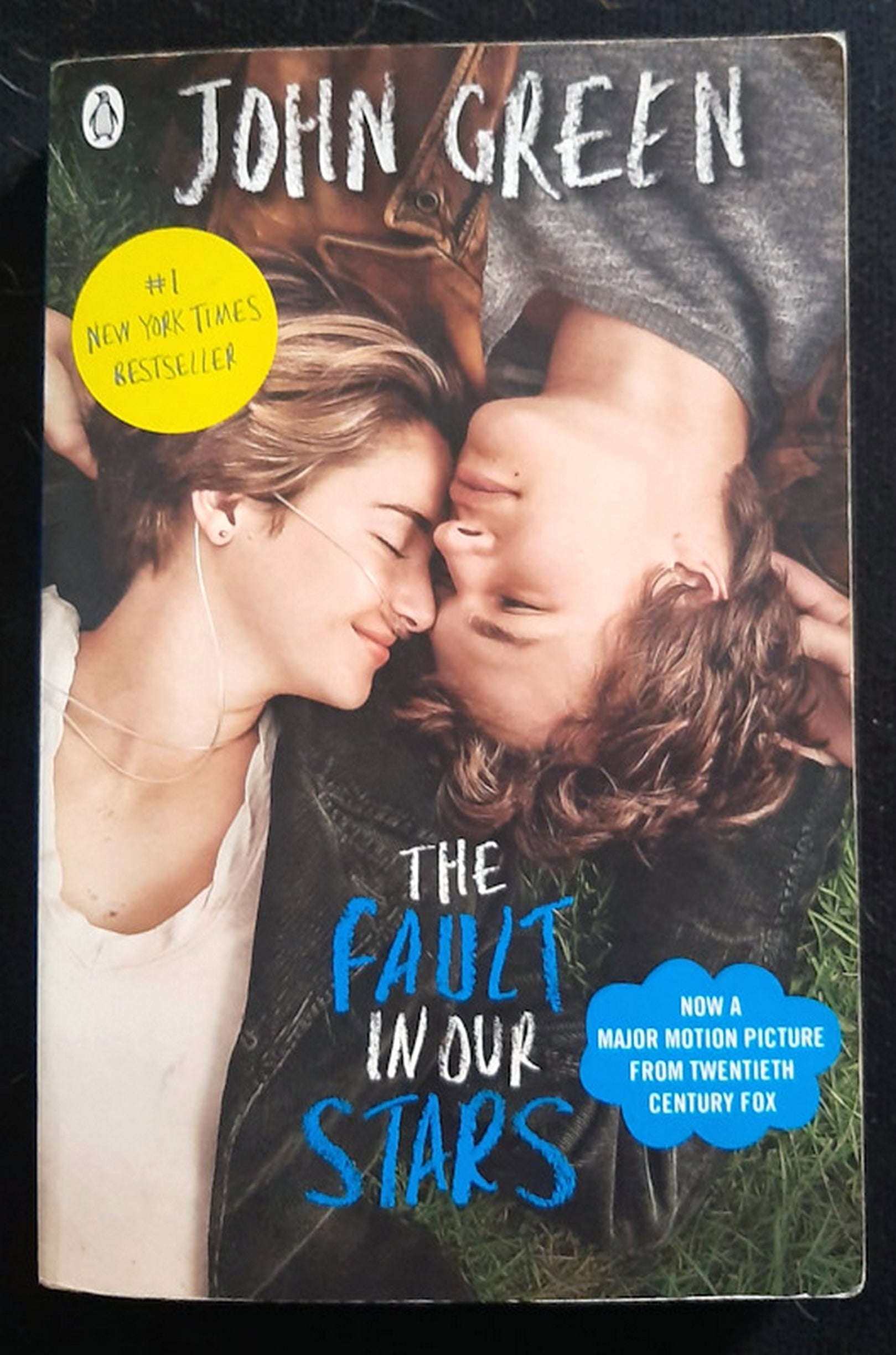 Front Cover Of Bestselling Book The Fault In Our Stars (John Green
)
