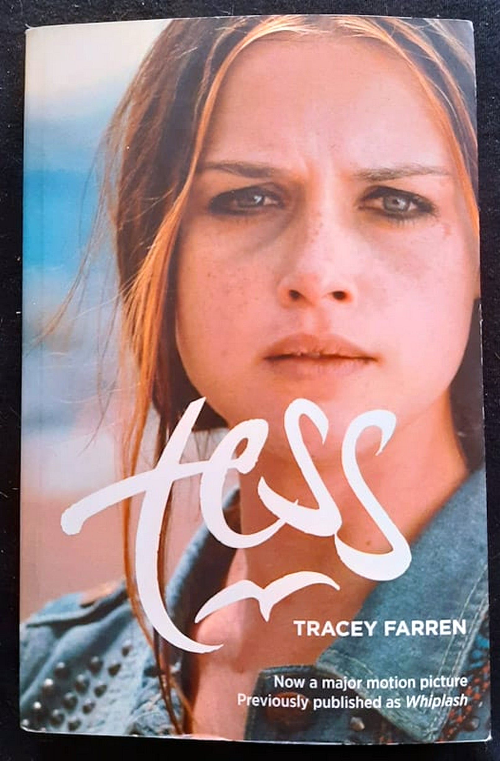 Front Cover Of Bestselling Book Tess (Tracey Farren
)