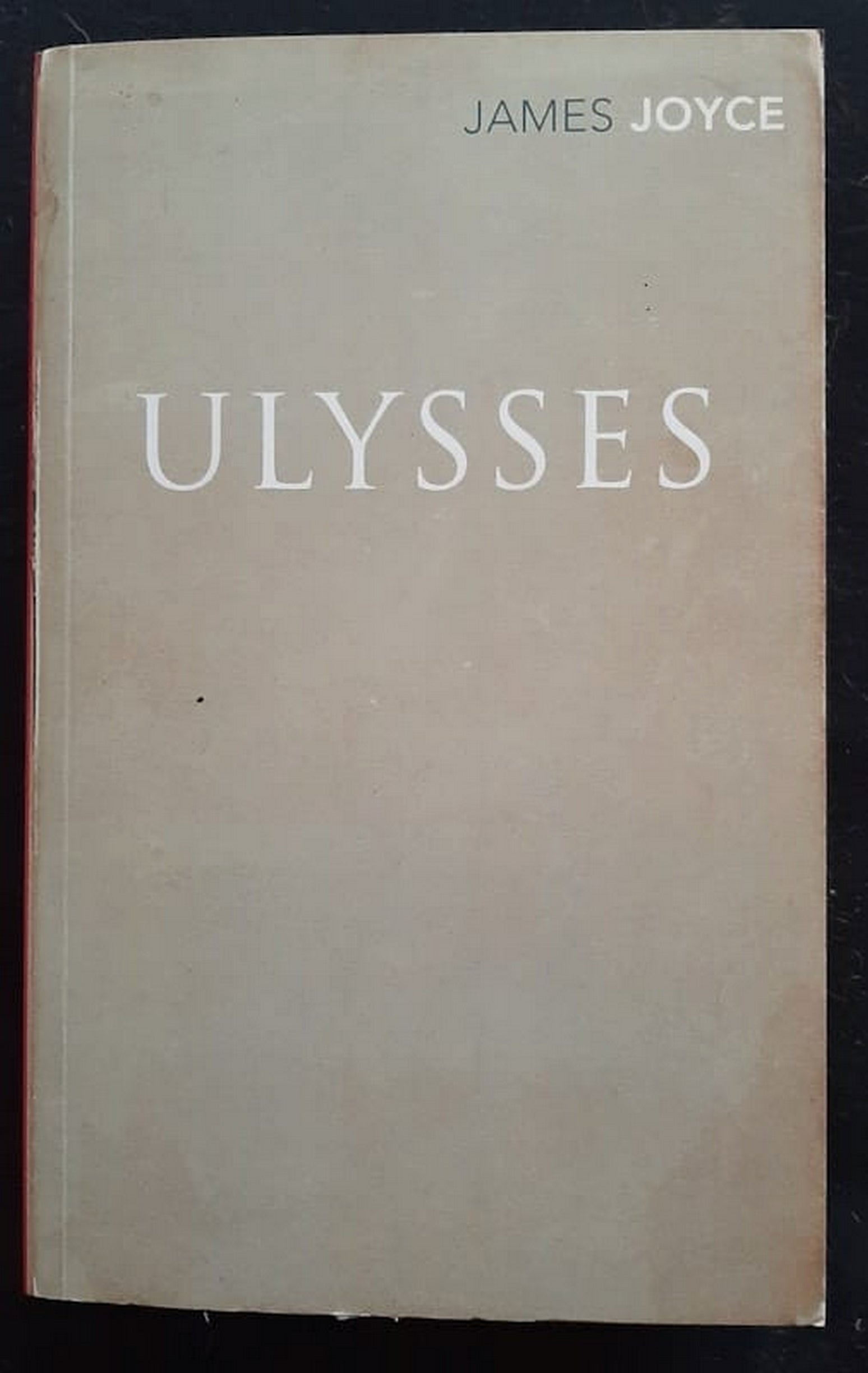 Front Cover Of Bestselling Book Ulysses (James Joyce
)