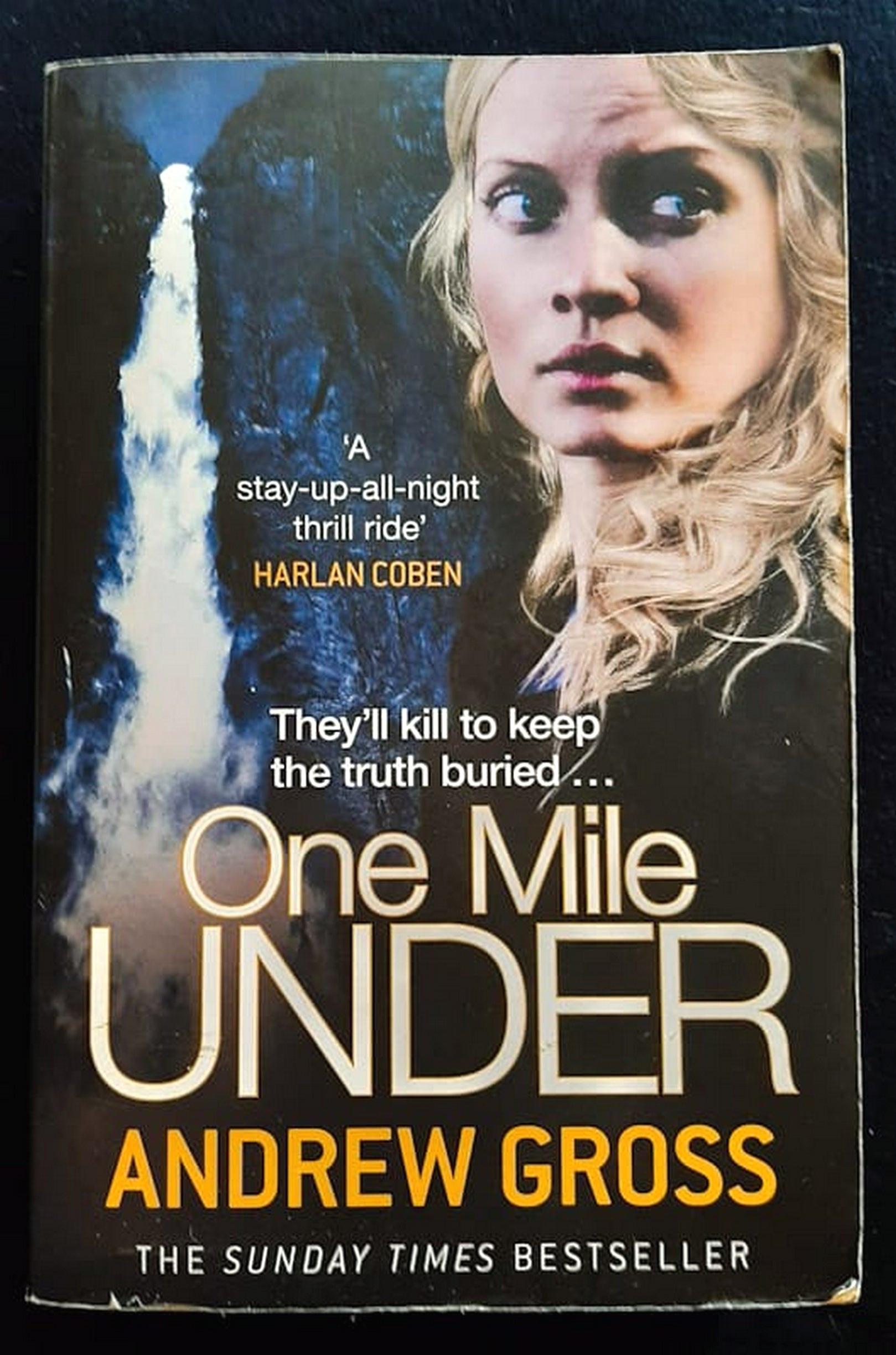 Front Cover Of Bestselling Book One Mile Under (Ty Hauck #4) (Andrew Gross
)