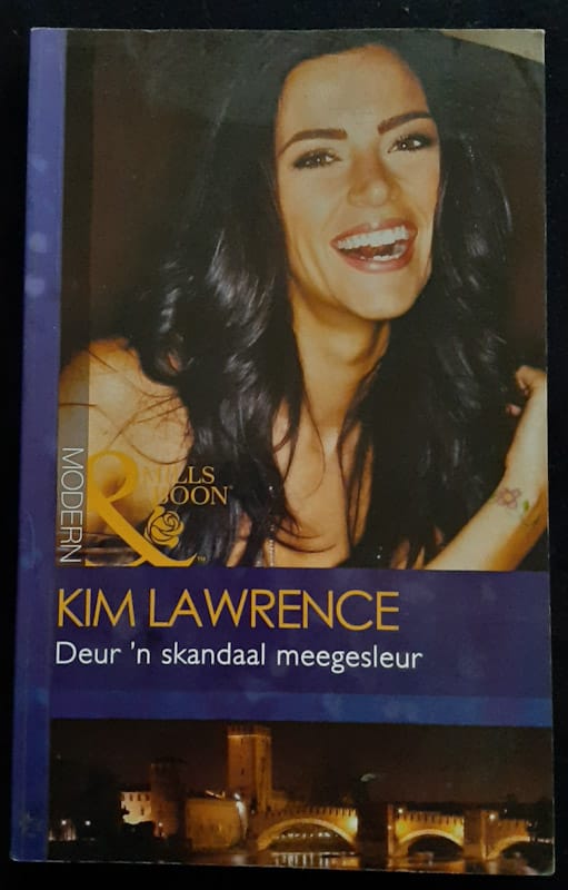 Front of cover of Deur N Skandaal Meegesleur (Kim Lawrence)