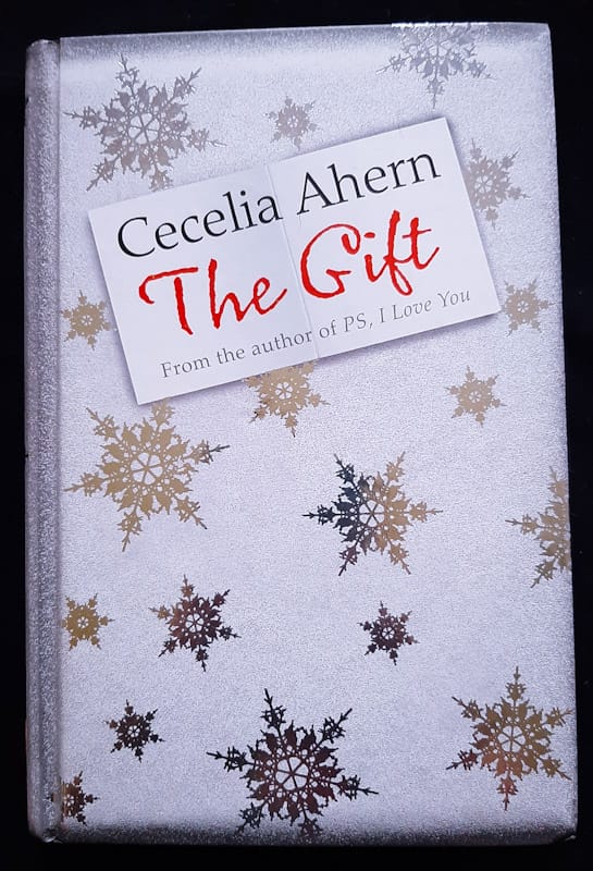 Front of cover of The Gift (Cecelia Ahern)