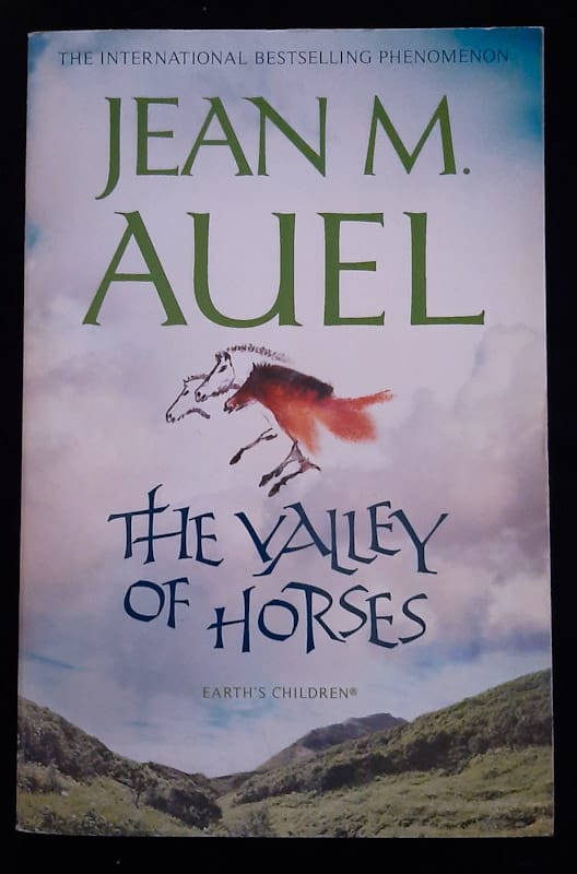 Front of cover of The Valley Of Horses (Earth'S Children #2) (Jean M. Auel)