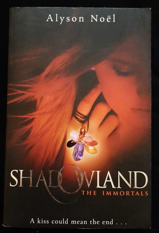 Front of cover of Shadowland (The Immortals #3) (Alyson Noel)