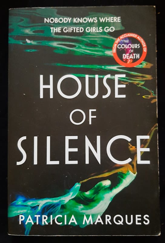 Front of cover of House Of Silence (Inspector Reis #2) (Patricia Marques)