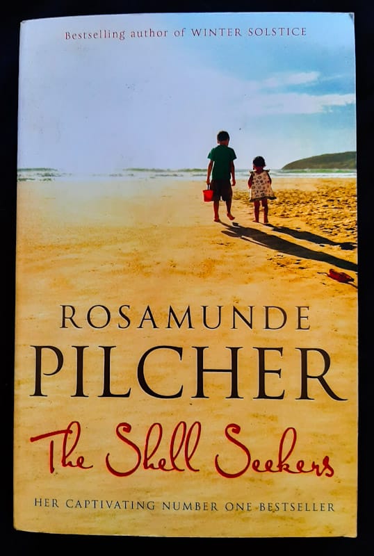 Front of cover of The Shell Seekers (Rosamunde Pilcher)
