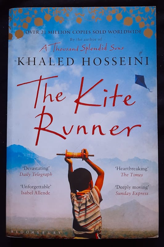 Front of cover of The Kite Runner (Khaled Hosseini)