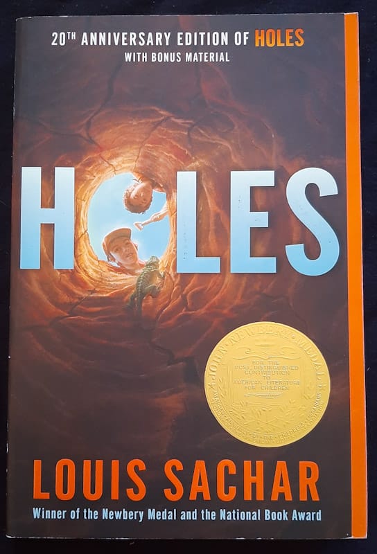 Front of cover of Holes (Louis Sachar)