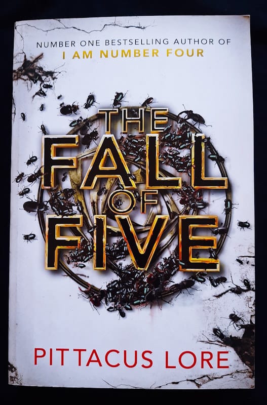 Front of cover of The Fall Of Five (Lorien Legacies #4) (Pittacus Lore)