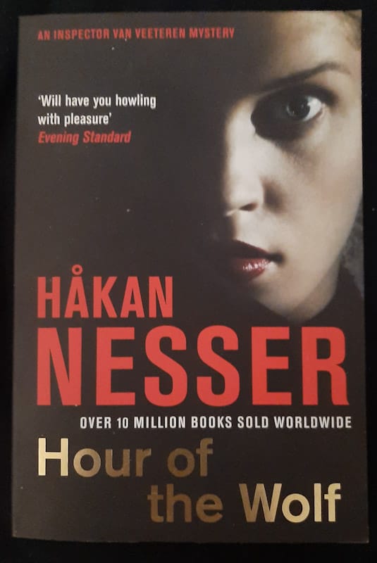 Front of cover of Hour Of The Wolf (Inspector Van Veeteren #7) (Hakan Nesser)