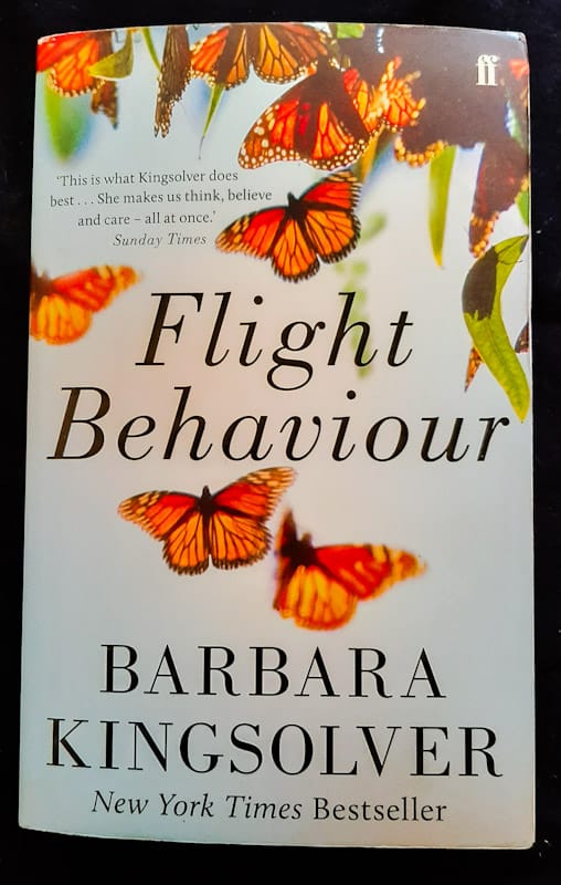 Front of cover of Flight Behavior (Barbara Kingsolver)
