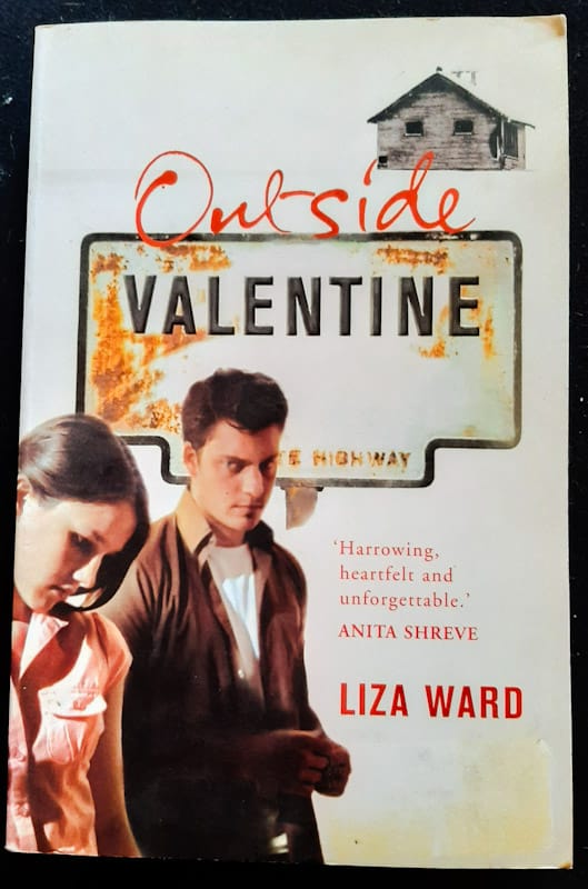 Outside Valentine (Liza Ward)