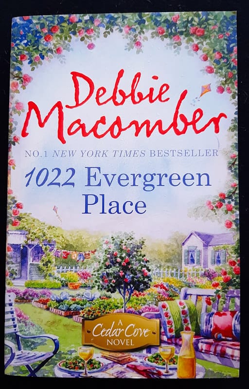 1022 Evergreen Place (Cedar Cove #10) (Debbie Macomber)