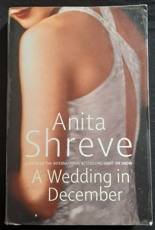 Front Cover Of A Wedding In December (Anita Shreve
)