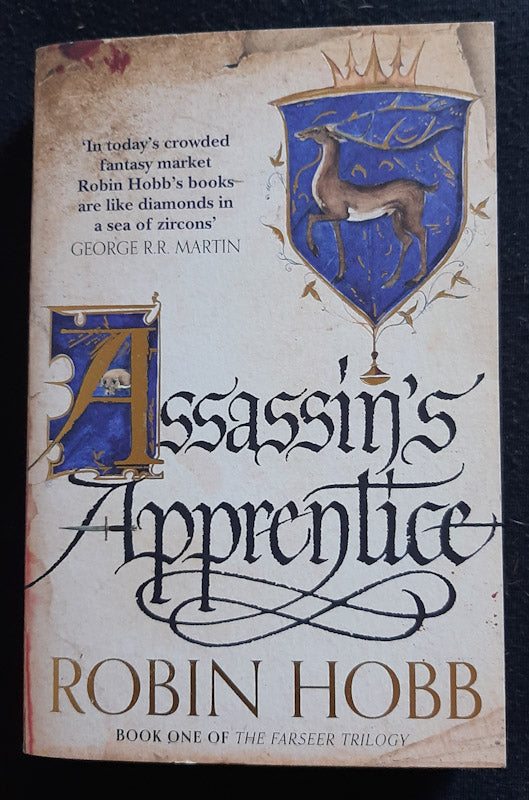 Front Cover Of Assassin's Apprentice (The Farseer Trilogy #1)