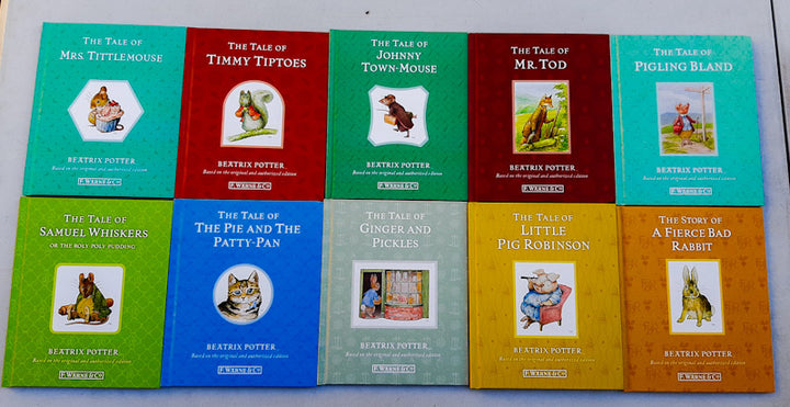 Front Cover Of Peter Rabbit Classic Bundle (Vol 11-20) (Beatrix Potter
)