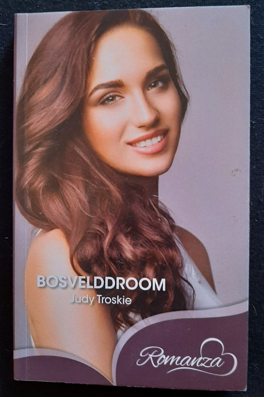 Front Cover Of Bosvelddroom (Judy Troskie
)