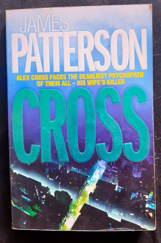 Front Cover Of Cross (Alex Cross #12) (James Patterson
)