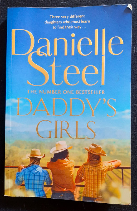 Front Cover Of Daddy'S Girls (Danielle Steel
)