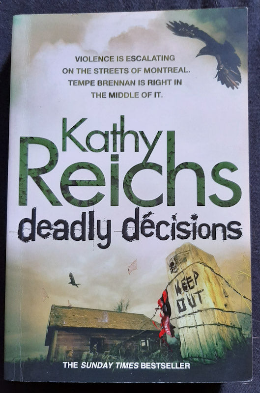 Front Cover Of Deadly Decisions (Temperance Brennan #3) (Kathy Reichs
)