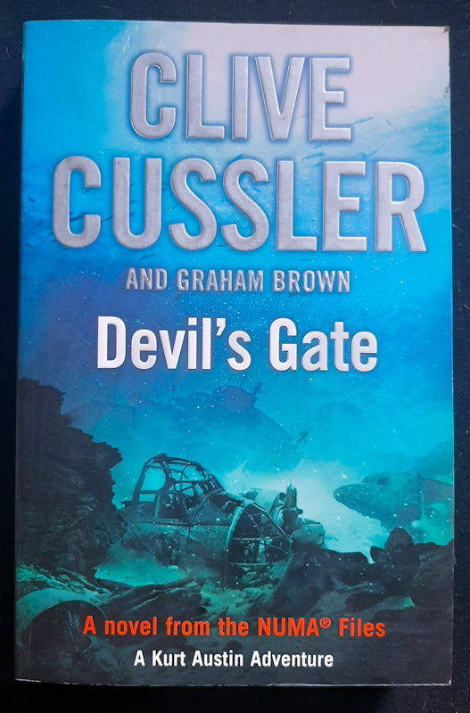 Front Cover Of Devil'S Gate (Numa Files #9) (Clive Cussler
)