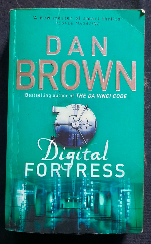 Front Cover Of Digital Fortress (Dan Brown
)