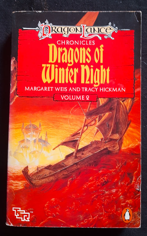 Front Cover Of Dragons Of Winter Night (Dragonlance: Chronicles #2) (Margaret Weis, Tracy Hickman
)