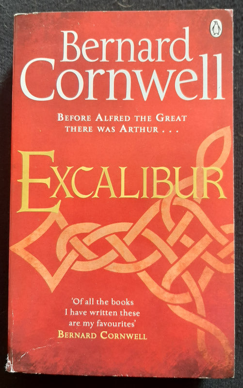 Front Cover Of Excalibur (The Warlord Chronicles #3) (Bernard Cornwell
)