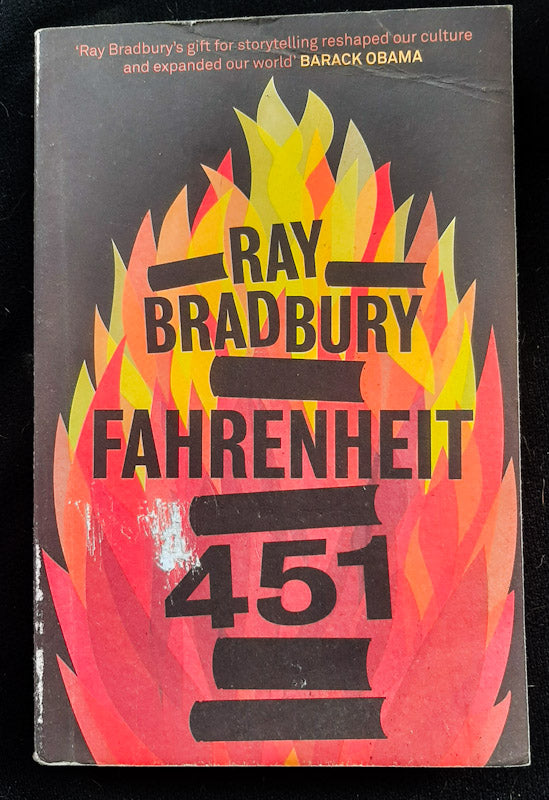 Front Cover Of Fahrenheit 451 (Ray Bradbury
)