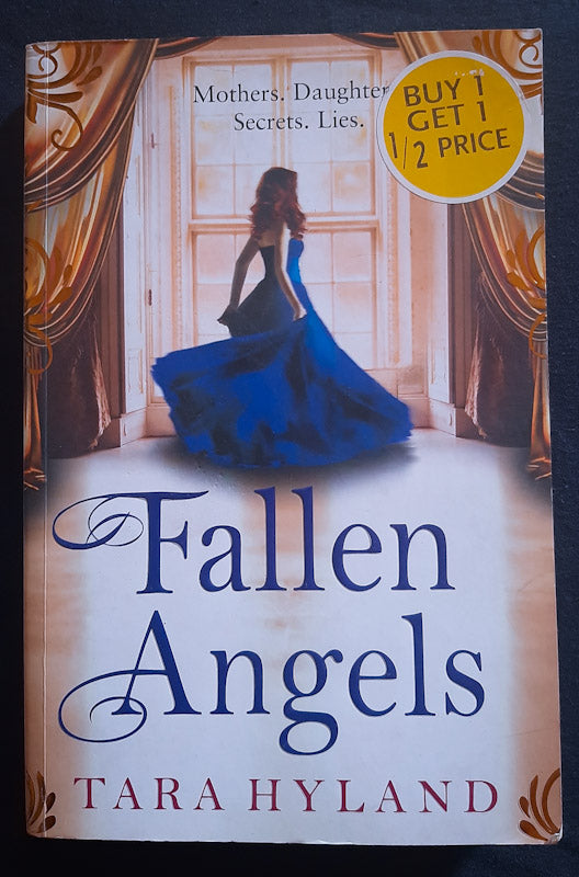 Front Cover Of Fallen Angels (Tara Hyland
)