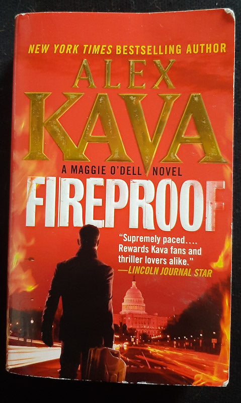 Front Cover Of Fireproof (Maggie O'Dell #10) (Alex Kava
)