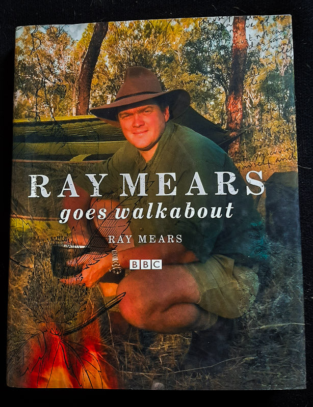 Front Cover Of Ray Mears Goes Walkabout (Ray Mears)