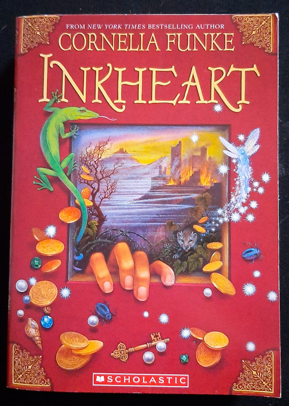 Front Cover Of Inkheart (Tintenwelt #1) (Cornelia Funke
)