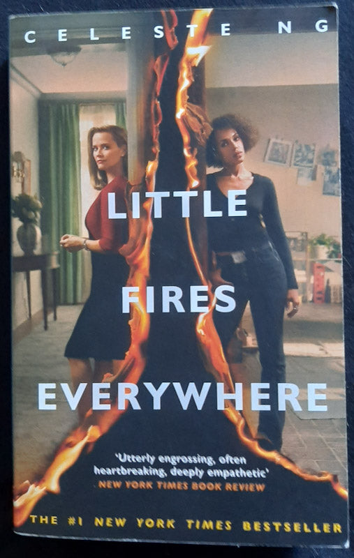 Front Cover Of Little Fires Everywhere (Celeste Ng
)