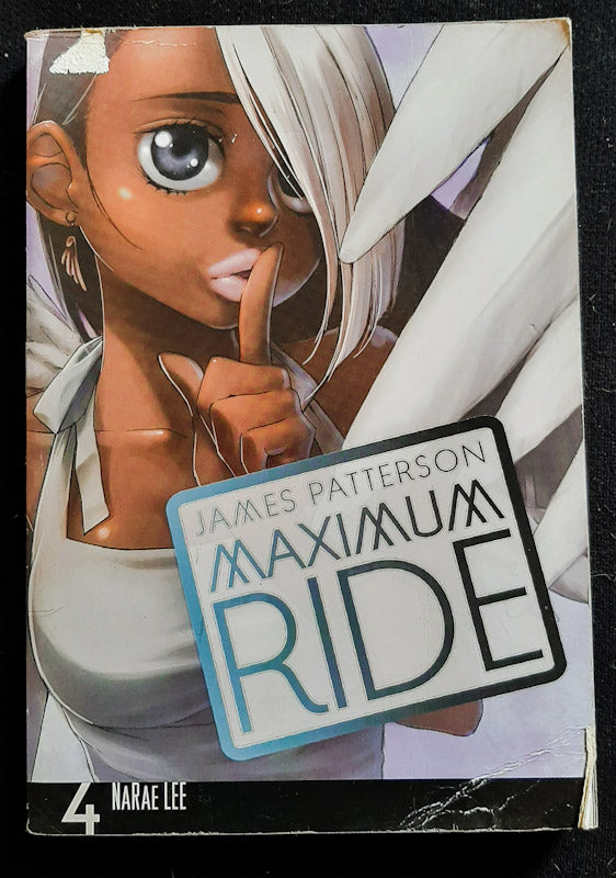 Front Cover Of Maximum Ride: The Manga #4 (James Patterson, Narae Lee)