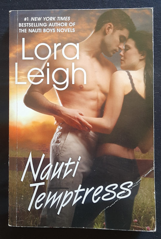 Front Cover Of Nauti Temptress (Nauti #6) (Lora Leigh
)