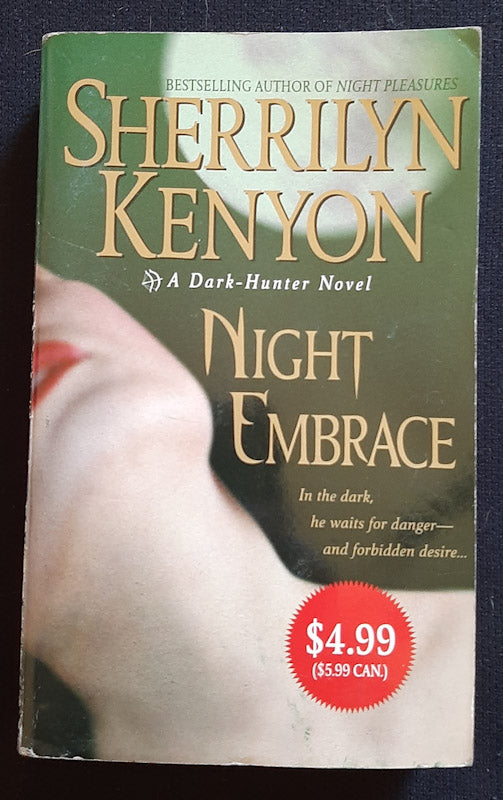 Front Cover Of Night Embrace (Dark-Hunter #2) (Sherrilyn Kenyon
)