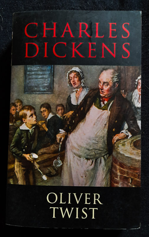 Front Cover Of Oliver Twist (Charles Dickens
)