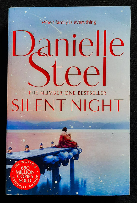 Front Cover Of Silent Night (Danielle Steel
)