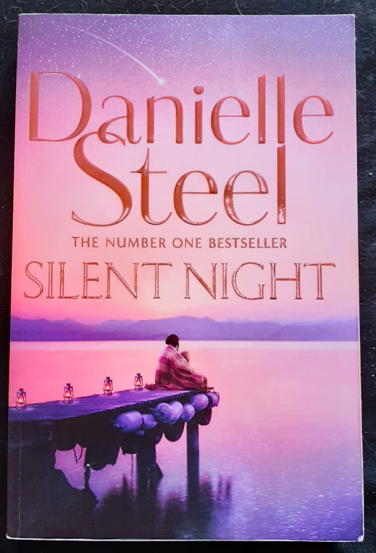 Front Cover Of Silent Night (Danielle Steel)