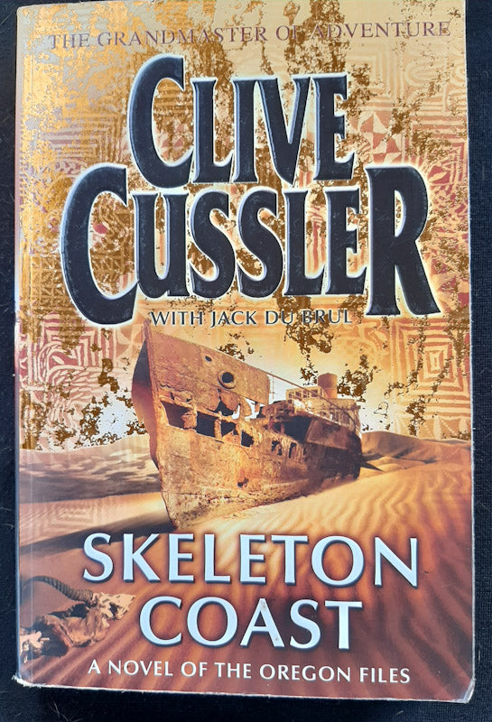 Front Cover Of Skeleton Coast (Oregon Files #4) (Clive Cussler
)