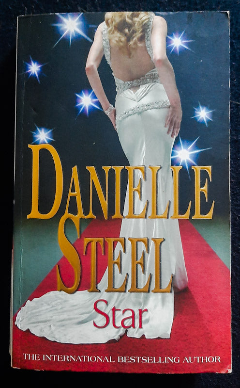 Front Cover Of Star (Danille Steel
)