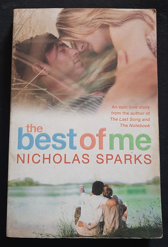 Front Cover Of The Best Of Me (Nicholas Sparks
)
