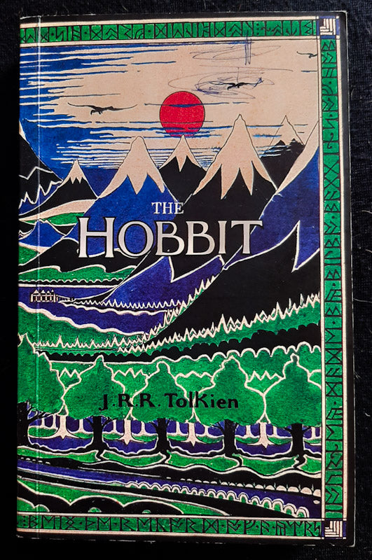 Front Cover Of The Hobbit (Middle Earth #0)