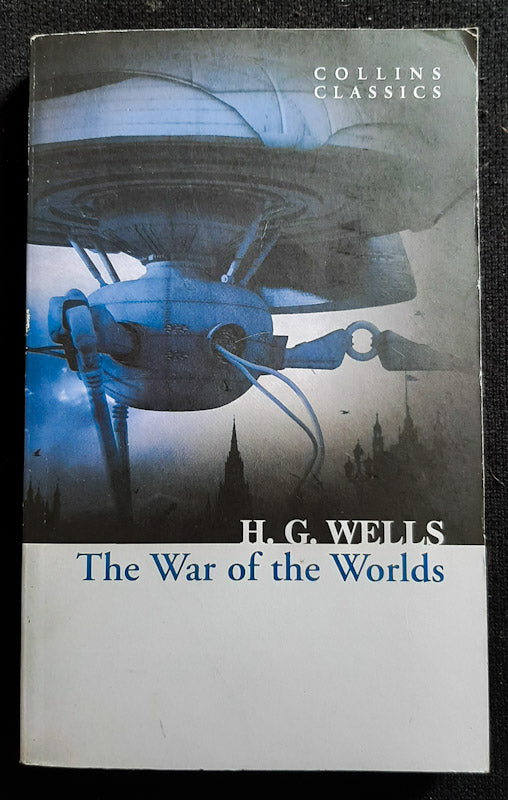 Front Cover Of The War Of The Worlds (H.G. Wells)