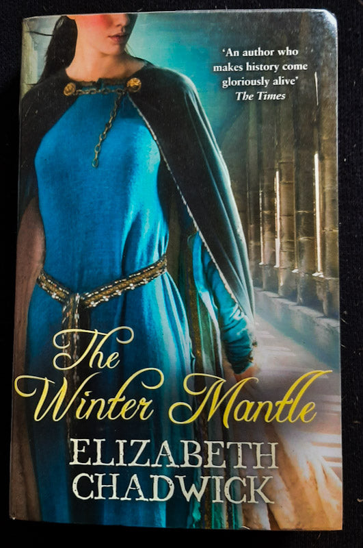 Front Cover Of The Winter Mantle (Elizabeth Chadwick)