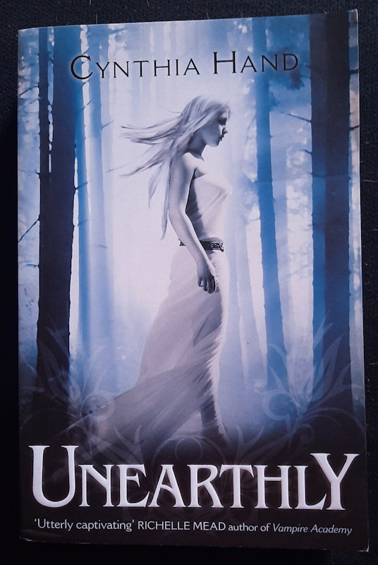 Front Cover Of Unearthly #1 (Cynthia Hand
)